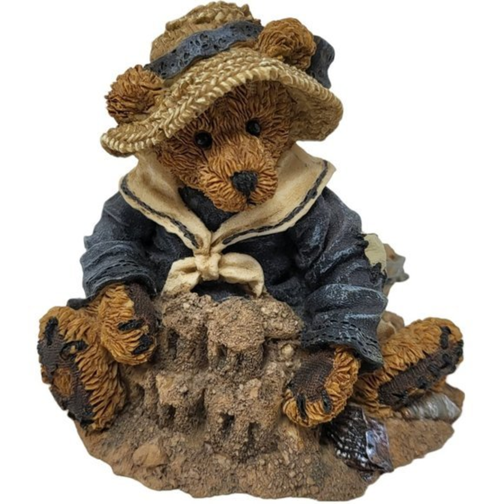 Boyds Bears‎ and Friends Wilson at the Beach Figurine #2020-06